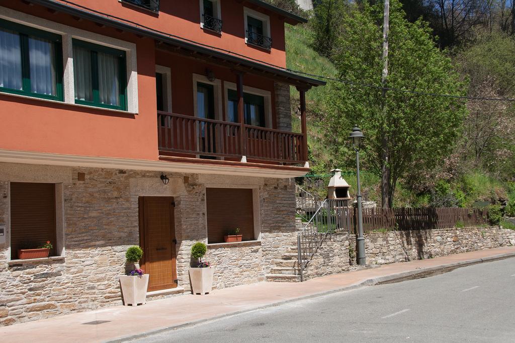 Hostal El Recanto Vega de Valcarce Ngoại thất bức ảnh
